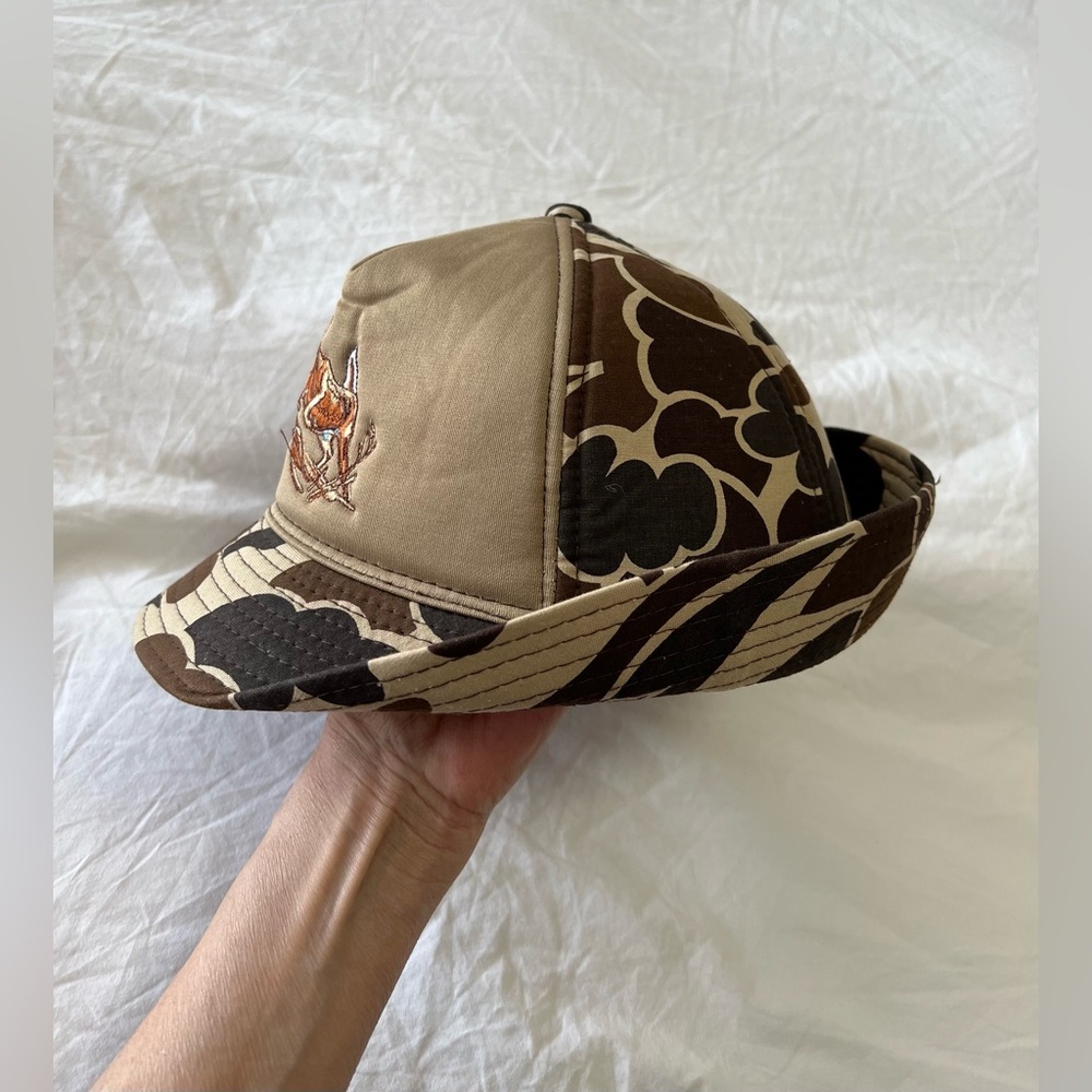 Vintage Winchester | SZ Medium Camouflage Hat Ear Flap Embroidered Deer Hunting - Picture 3 of 7
